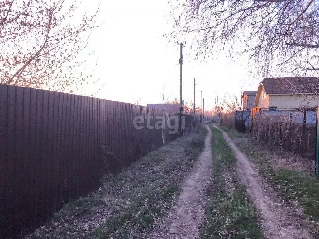 Дом в Саратовская область, Энгельсский район, Красноярское ... - Фото 0