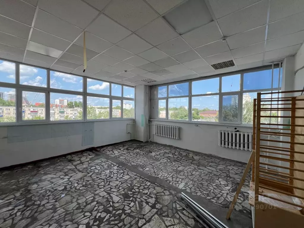 Помещение свободного назначения в Пензенская область, Пенза ул. ... - Фото 1