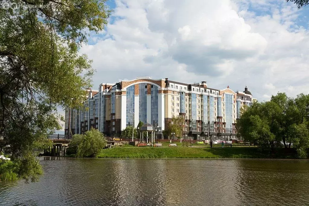 Квартира-студия: Белгород, Харьковская улица, 3 (39.5 м) - Фото 1