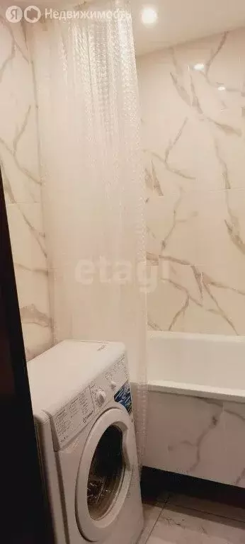 1-комнатная квартира: Киров, улица Физкультурников, 6к1 (35.5 м) - Фото 2