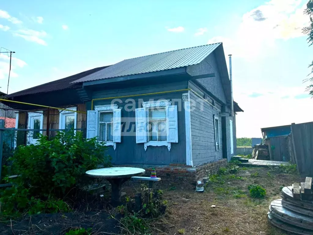 Дом в Омская область, Омск Новоалександровская ул., 220 (33 м) - Фото 0