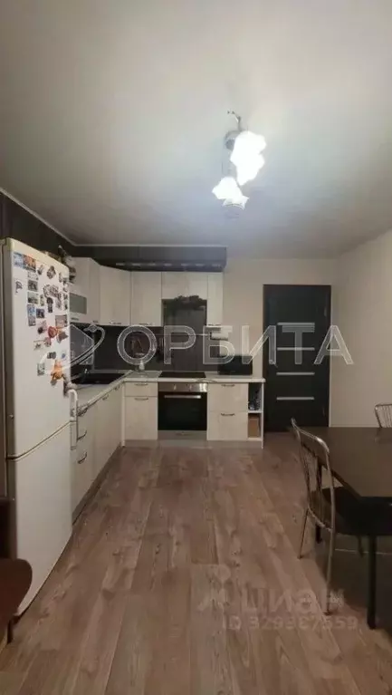 2-к кв. Тюменская область, Тюмень Широтная ул., 122 (66.9 м) - Фото 1
