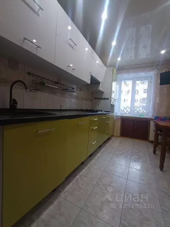 3-к кв. Смоленская область, Гагарин ул. Солнцева, 5 (62.5 м) - Фото 1