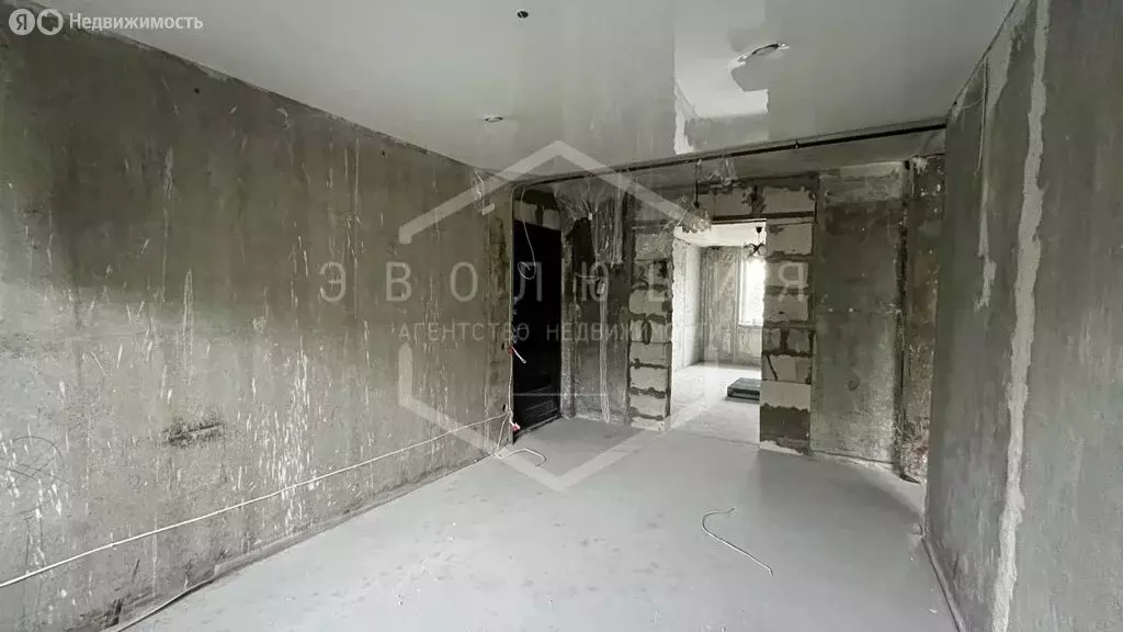 3-комнатная квартира: Гвардейск, улица 9 Мая, 13 (63 м) - Фото 1