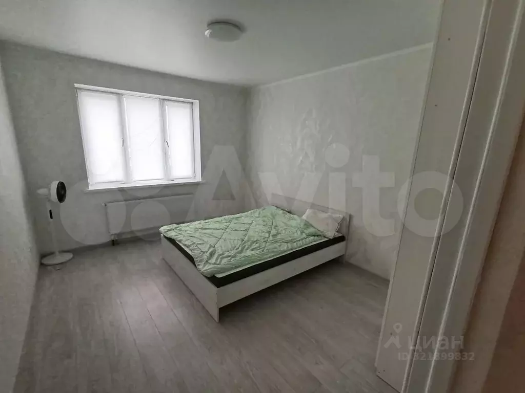 2-к кв. Белгородская область, Старый Оскол Степной мкр, 33Б (60.0 м) - Фото 2