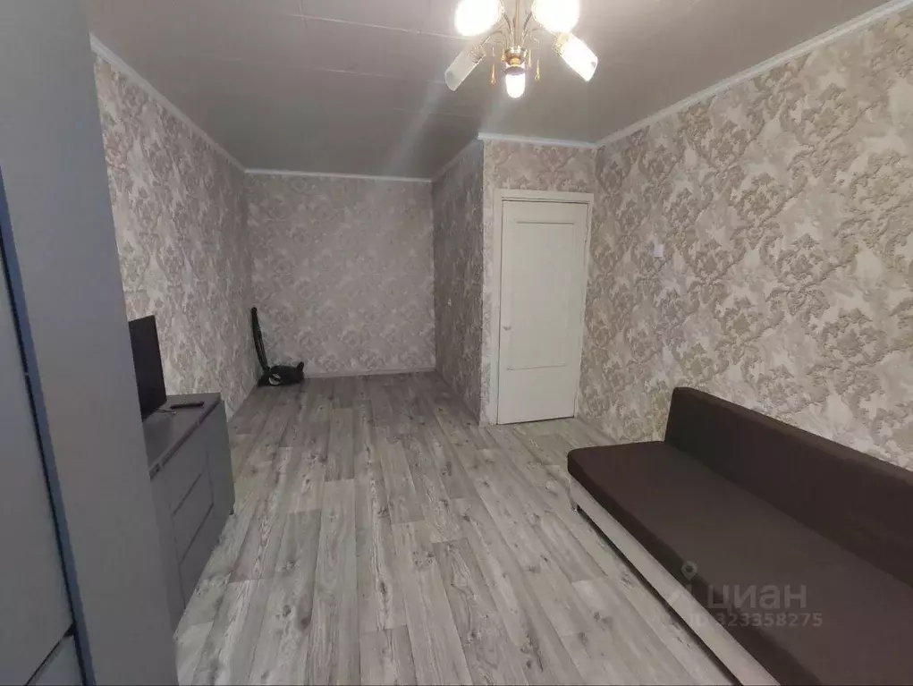 1-к кв. Свердловская область, Екатеринбург ул. Варшавская, 28 (33.7 м) - Фото 2