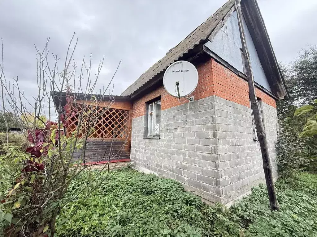 Дом в Калужская область, Тарусский район, Некрасово с/пос, д. ... - Фото 1
