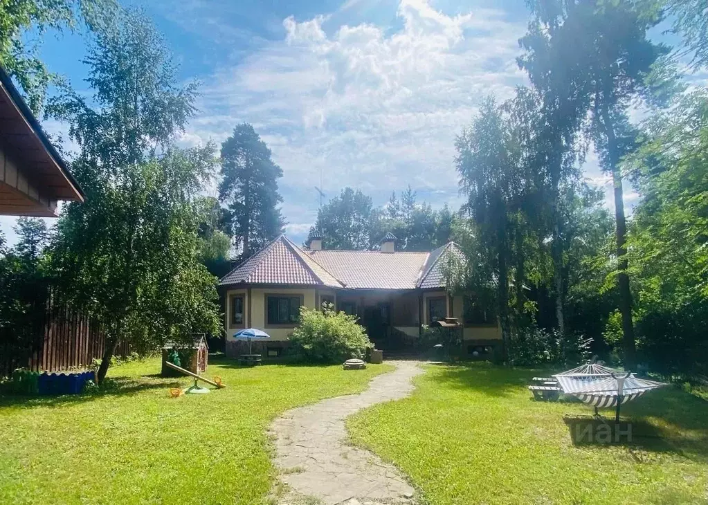 Дом в Московская область, Люберцы городской округ, Малаховка пгт ул. ... - Фото 1
