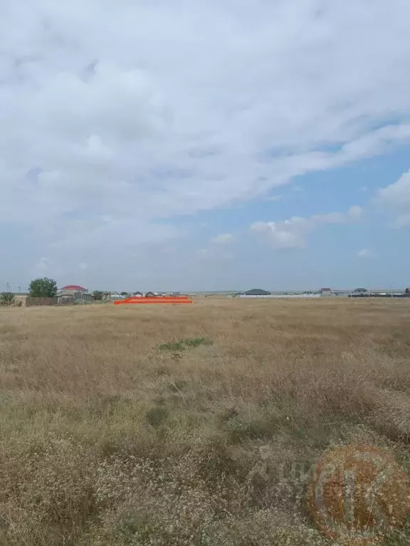 Участок в Крым, Черноморский район, Окуневское с/пос, с. Знаменское ... - Фото 1