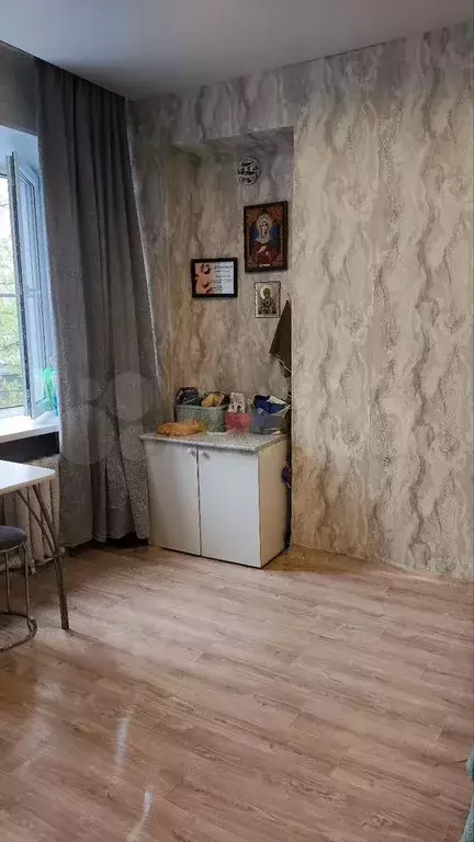 Комната 17,5 м в 4-к., 2/4 эт. - Фото 1