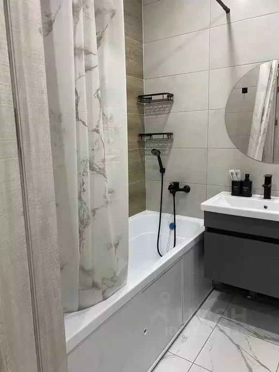 1-к кв. Удмуртия, Ижевск Камбарская ул., 94к2 (36.0 м) - Фото 1