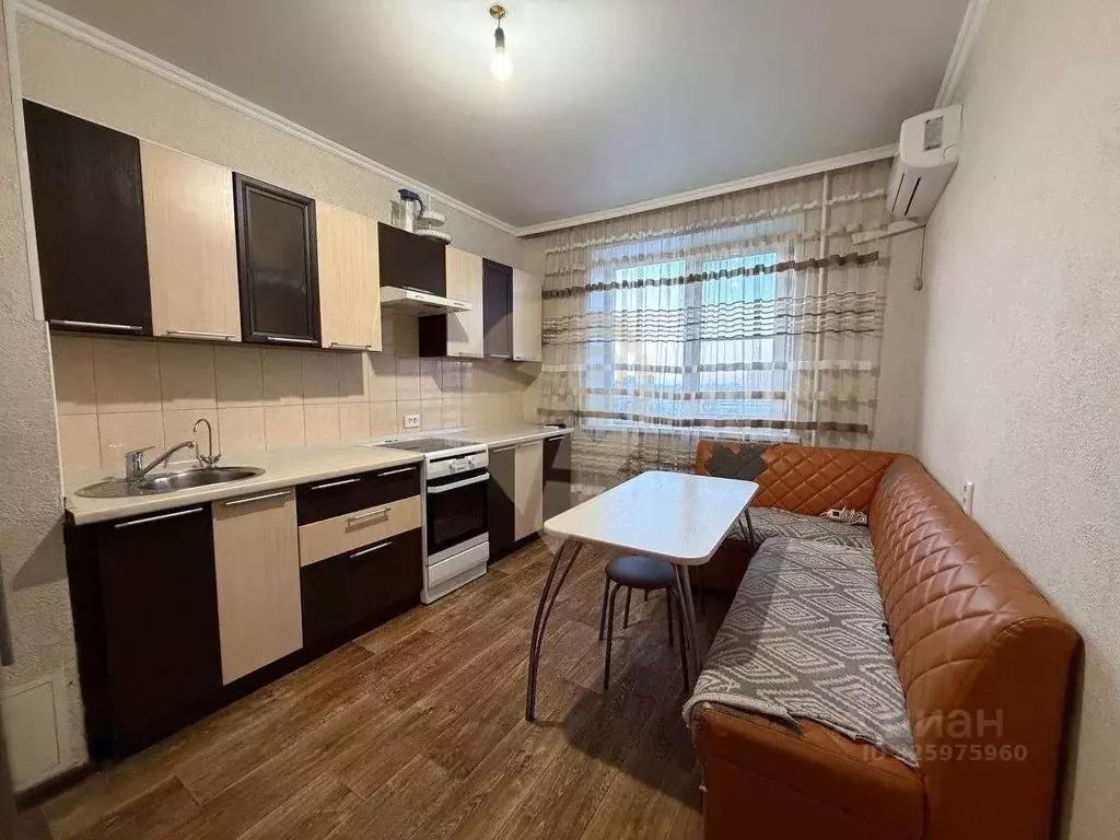 3-к кв. Белгородская область, Старый Оскол Жукова мкр, 24А (65.0 м) - Фото 1