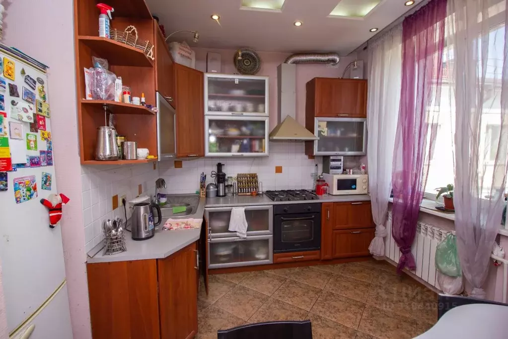 3-к кв. Ульяновская область, Ульяновск Железнодорожная ул., 33 (78.0 ... - Фото 0