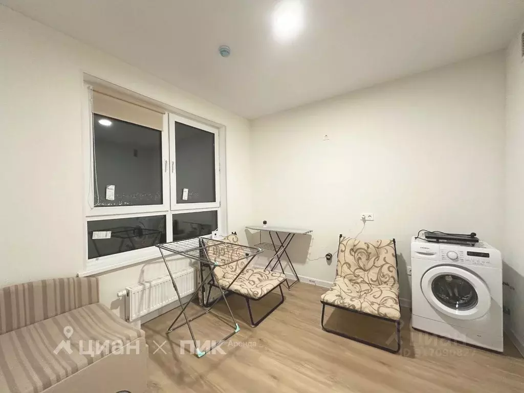 Студия Москва Сосенское поселение, просп. Куприна, 30к9 (17.9 м) - Фото 0