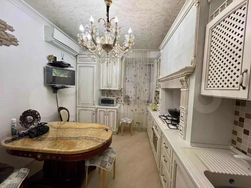 2-к. квартира, 86 м, 4/5 эт. - Фото 0