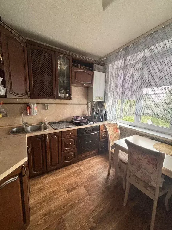 2-к. квартира, 56 м, 5/5 эт. - Фото 1