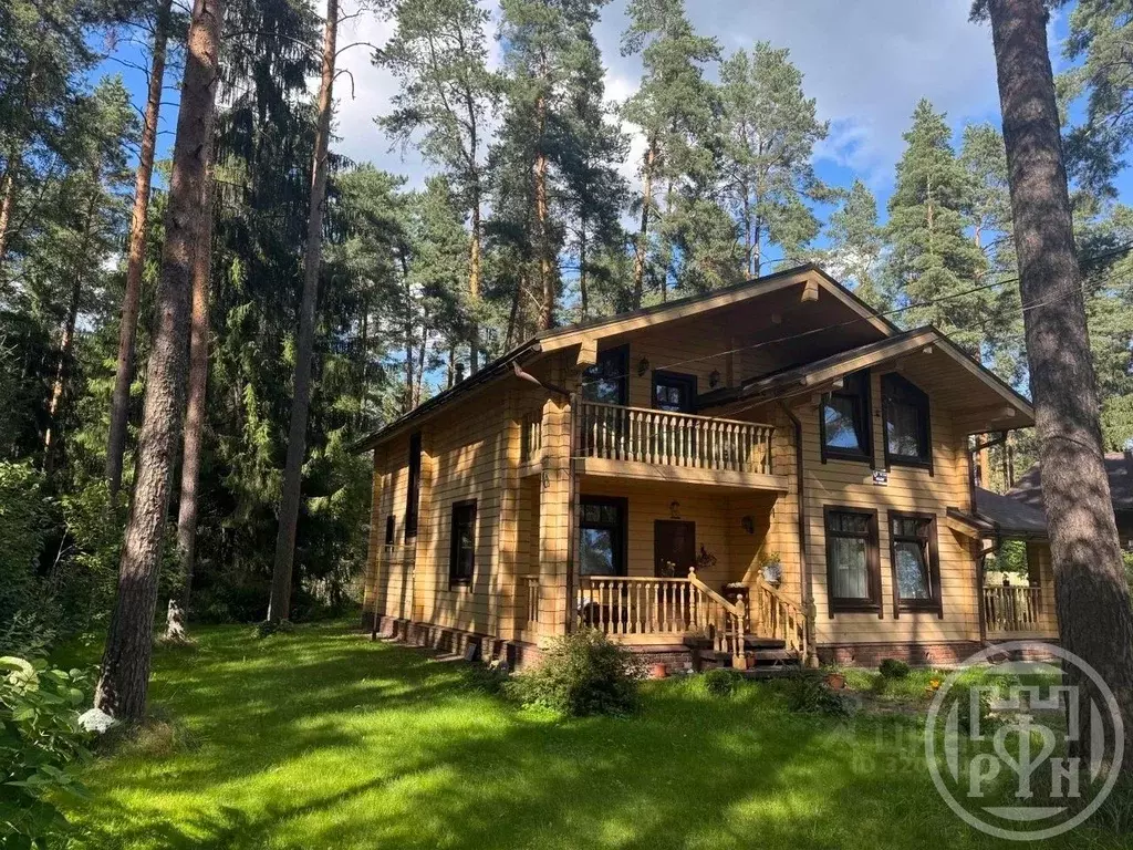 Дом в Ленинградская область, Гатчинский муниципальный округ, Вырица ... - Фото 1