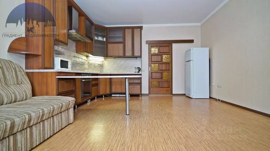 3-к кв. Татарстан, Казань ул. Адоратского, 1 (93.3 м) - Фото 1