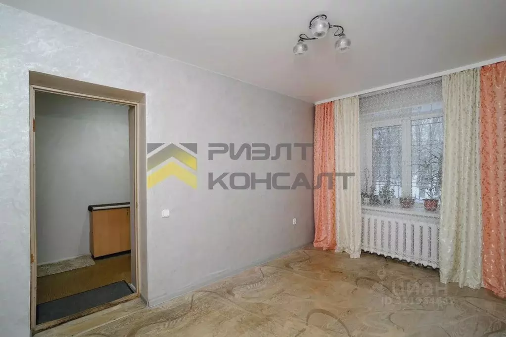 Комната Омская область, Омск ул. Петра Осминина, 28 (20.2 м) - Фото 0