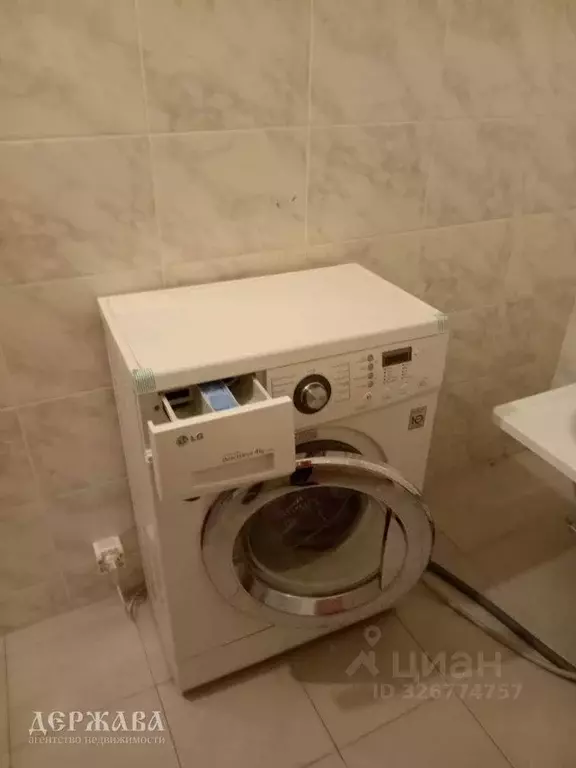 1-к кв. Белгородская область, Старый Оскол Дубрава мкр, 1 кв-л, 20 ... - Фото 2