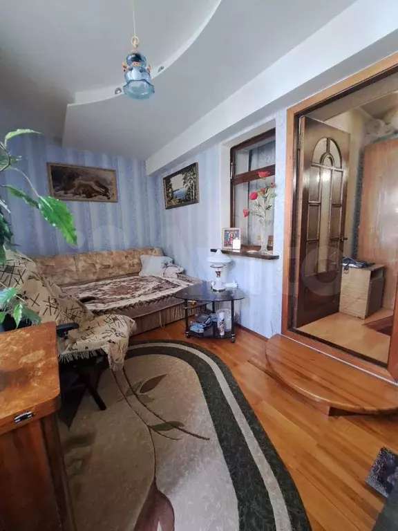 3-к. квартира, 77 м, 1/4 эт. - Фото 0