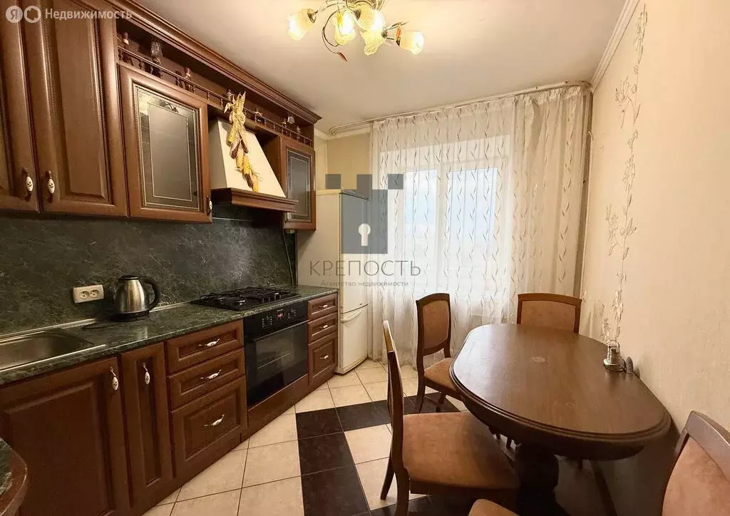 3-комнатная квартира: Мелеуз, улица Ленина, 150 (61.7 м) - Фото 0