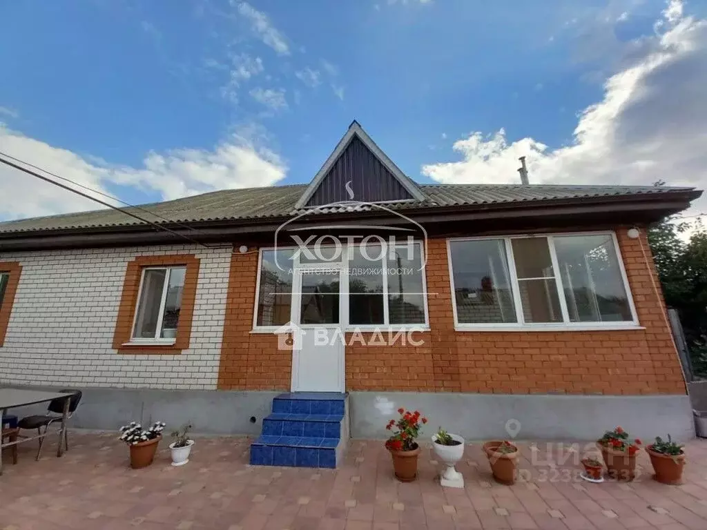 Дом в Калмыкия, Элиста Новонародный пер. (110 м) - Фото 1