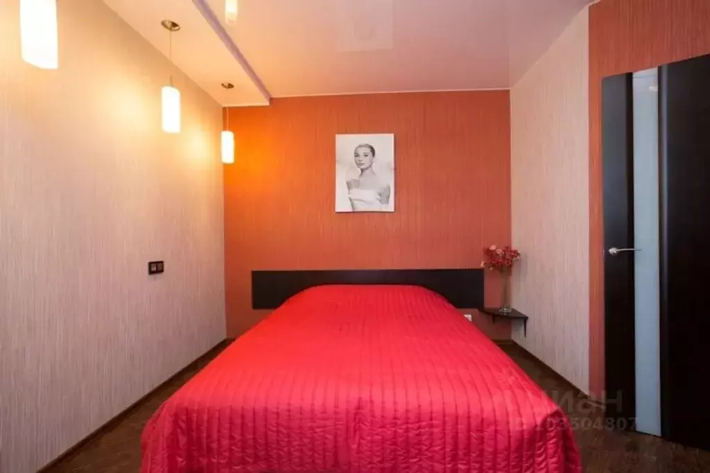 1-к кв. Свердловская область, Екатеринбург ул. Кузнецова, 21 (35.0 м) - Фото 1