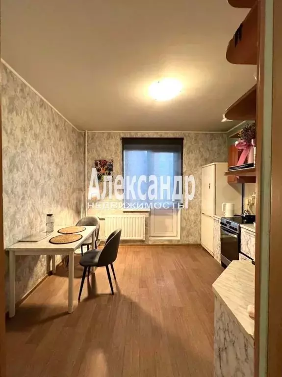 1-к. квартира, 40 м, 10/10 эт. - Фото 0