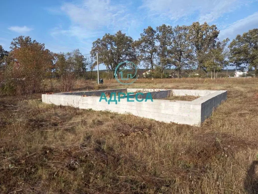 Участок в Белгородская область, Новооскольский городской округ, с. ... - Фото 0