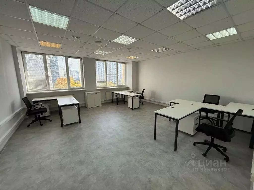 Офис в Московская область, Химки ул. Бабакина, 5А (40 м) - Фото 1