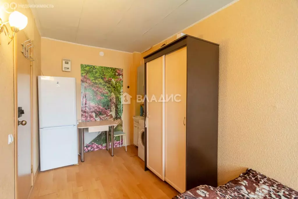 1к в 5-комнатной квартире (12.2 м) - Фото 1