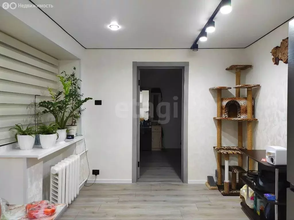 2-комнатная квартира: Богданович, Партизанская улица, 3 (52 м) - Фото 2