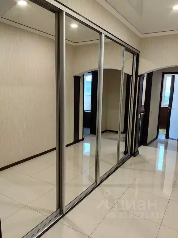 2-к кв. Краснодарский край, Сочи ул. Яна Фабрициуса, 2/4б (105.0 м) - Фото 1