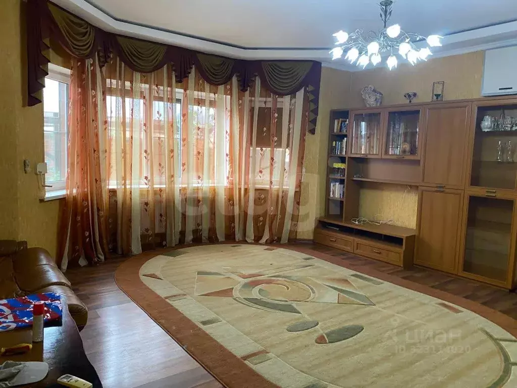 Дом в Ростовская область, Ростов-на-Дону Туманная ул. (258 м) - Фото 1