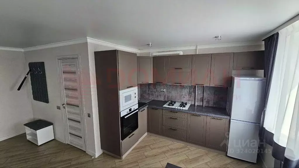 2-к кв. Ростовская область, Новочеркасск пл. Ермака, 7 (50.0 м) - Фото 1