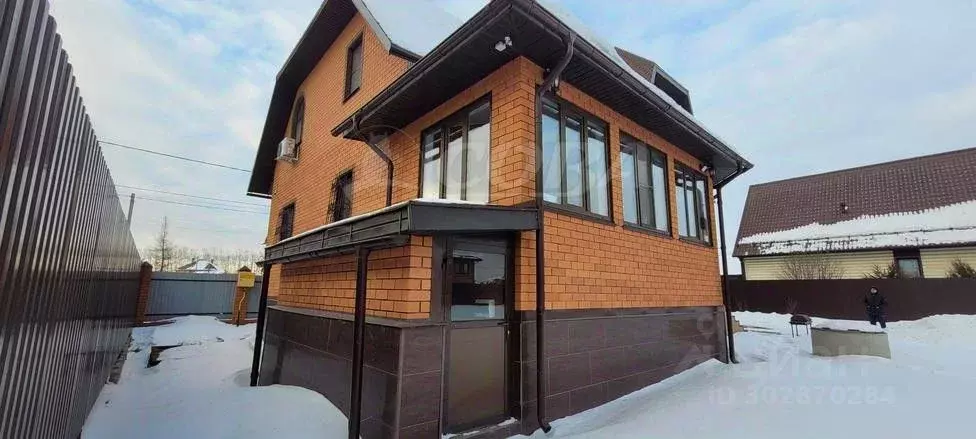 Дом в Тюменская область, Тюмень ул. Викуловская, 24 (319 м) - Фото 1
