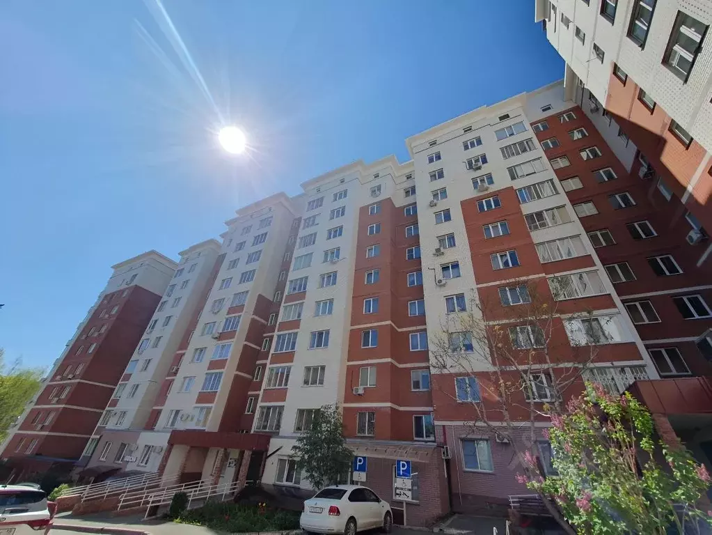 1-к кв. Удмуртия, Ижевск Совхозная ул., 1А (49.0 м) - Фото 0