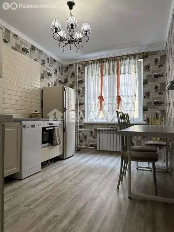 3-комнатная квартира: Малое Карлино, 4Ак1 (70.2 м) - Фото 1