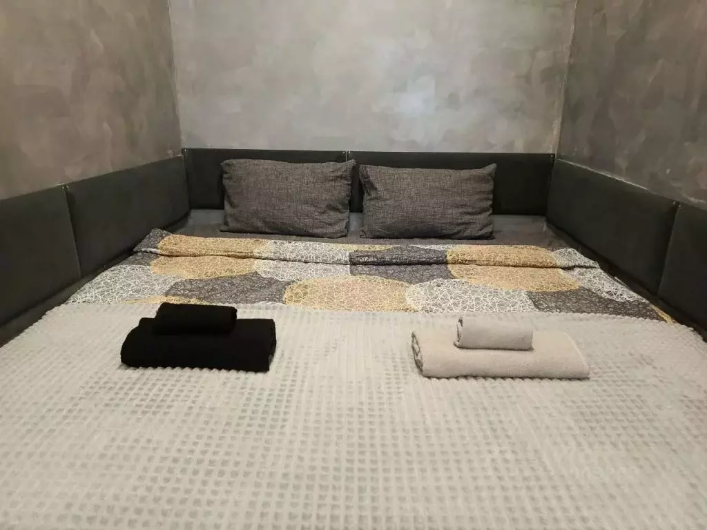 1-к кв. Тюменская область, Тюмень ул. Александра Звягина, 7 (40.0 м) - Фото 2