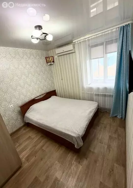 3-комнатная квартира: Волгоград, улица Кирова, 86А (59.6 м) - Фото 1