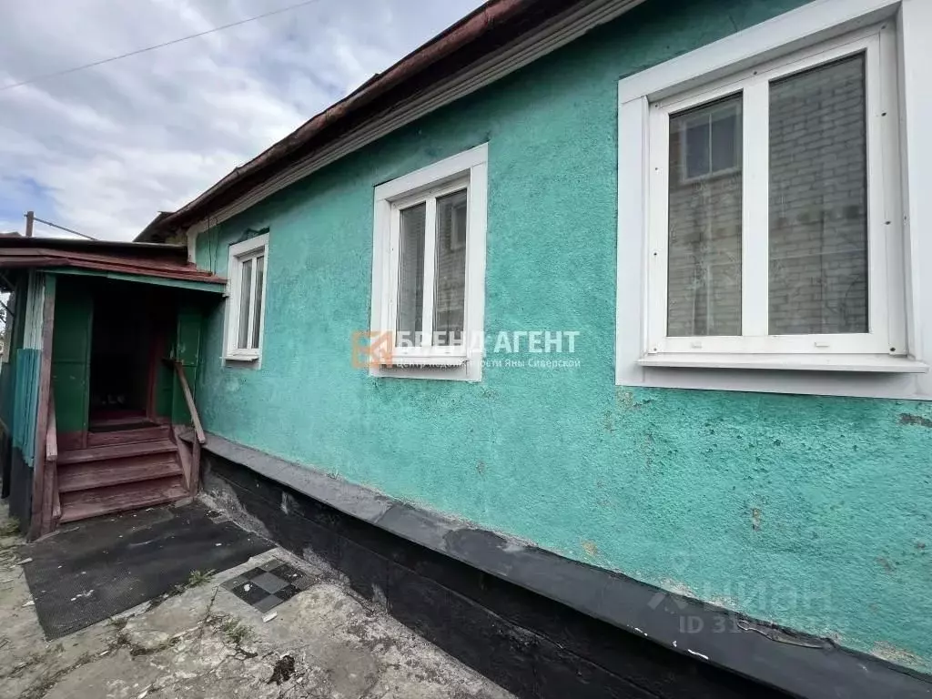 Дом в Белгородская область, Белгород Юбилейный пер., 18 (50 м) - Фото 1