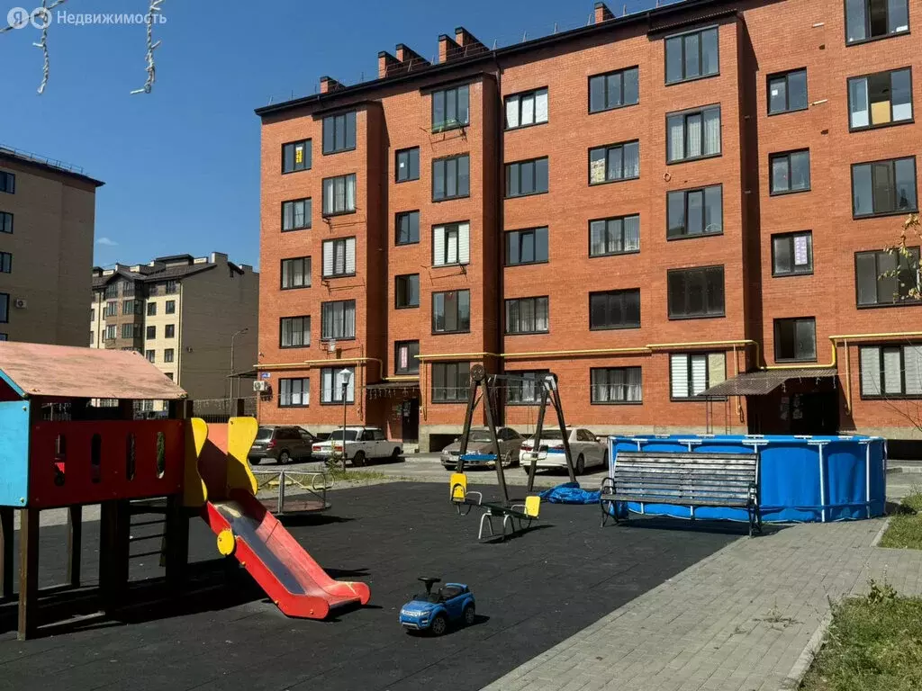 2-комнатная квартира: Владикавказ, улица Билара Кабалоева, 16А (50 м) - Фото 0