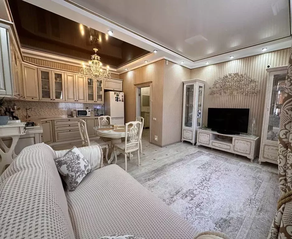 2-к кв. Севастополь ул. Трудовая, 22А (84.9 м) - Фото 0