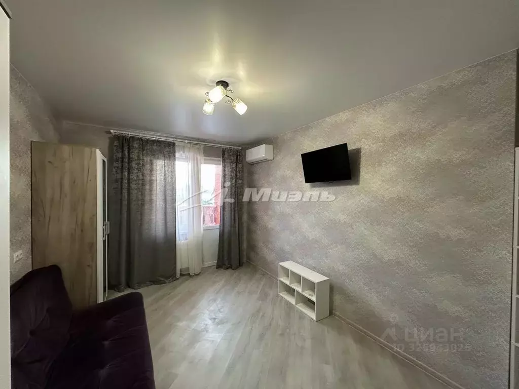 1-к кв. Крым, Симферополь ул. Балаклавская, 73 (32.8 м) - Фото 2