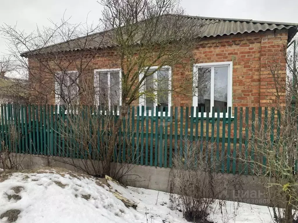 Дом в Белгородская область, Валуйский муниципальный округ, с. Шелаево ... - Фото 1