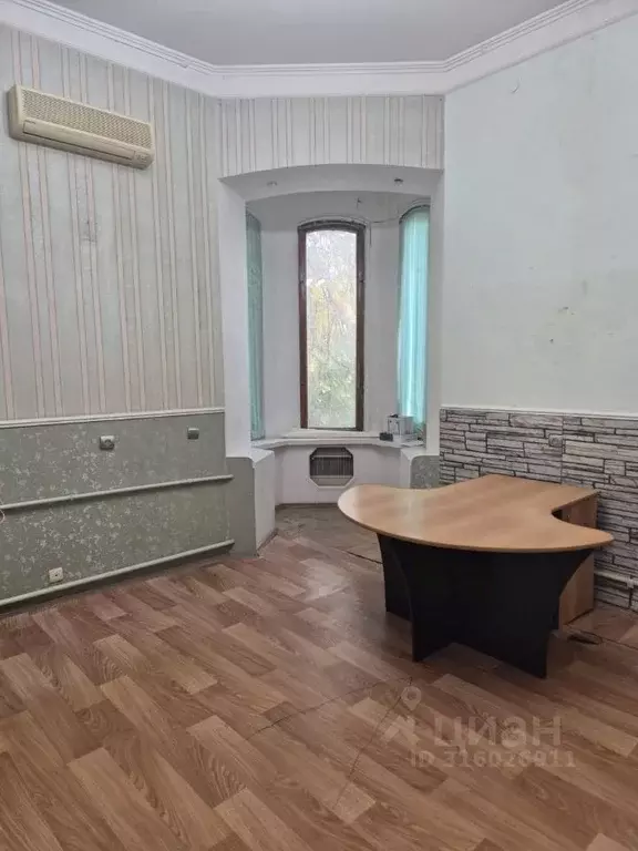 Офис в Ростовская область, Новочеркасск Московская ул., 28/22 (58 м) - Фото 1