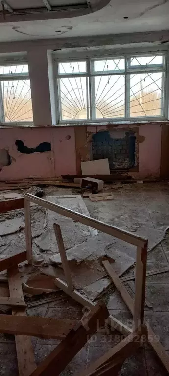 Помещение свободного назначения в Кировская область, Юрья пгт ул. ... - Фото 1