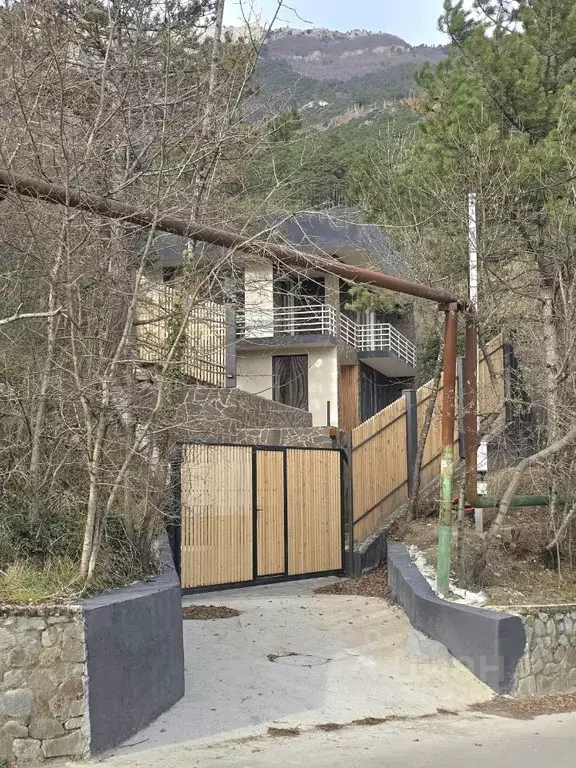 Дом в Крым, Ялта муниципальный округ, Виноградное пгт ул. Яузы (175 м) - Фото 2