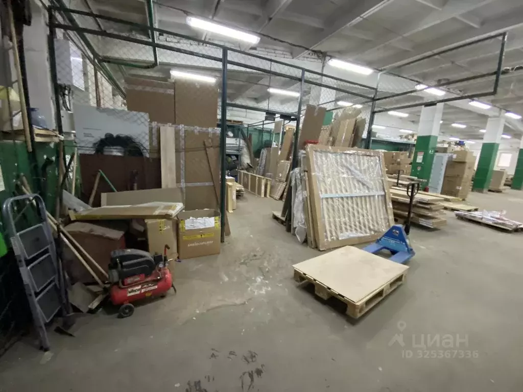 Склад в Новосибирская область, Новосибирск ул. Семьи Шамшиных, 99 (700 ... - Фото 1